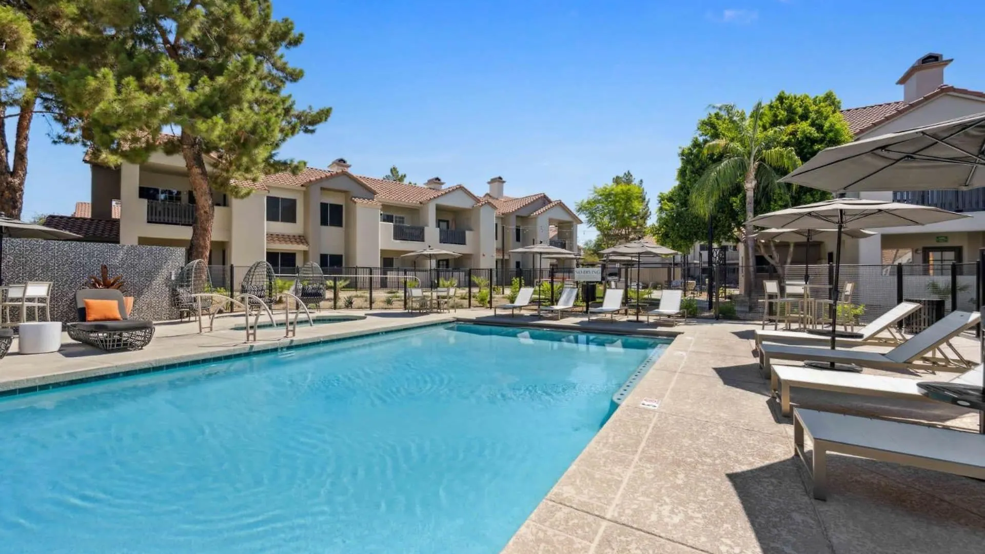 New Cozysuites Tpc Scottsdale With Parking, Pool